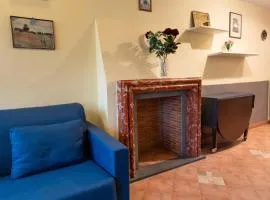Cozy Pietrasanta central apartment with Loft