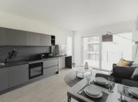 GoHost - Modern and Bright Apartments with Terrace and Balcony