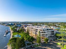 Riverside Holiday Apartments, hotel cerca de Aeropuerto de Ballina Byron Gateway - BNK, 