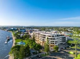 Riverside Holiday Apartments