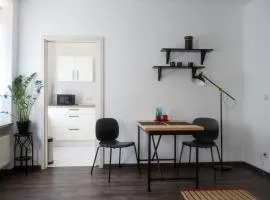 alexxanders Apartments & Studios