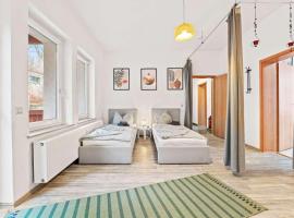 Nice Apartment with Balcony, hotel v destinaci Apolda