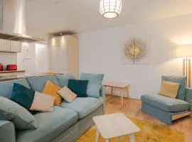 Serenity - 3 BDR - 6 prs - Parking - Wifi - Balcon