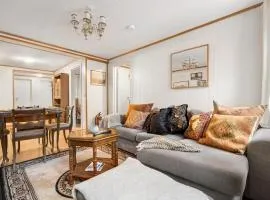 Stylish Vintage Home in the Heart of the City