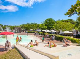 Pineta Sul Mare Camping Village, hotel v destinaci Cesenatico