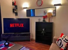 Vivid, Stylish, Central, Bold, Retro, Intimate, Red Accents, Striking Design, City Centre, 1BR