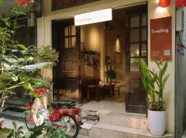 Treelings Coffee & Home Villa 4 Bedrooms , Old Quarter, Food Street