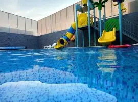 Natalie water park chalet