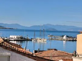 Aegina Downtown Apartments 2