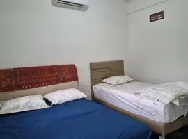Diyan Padhang Homestay Kamar 6