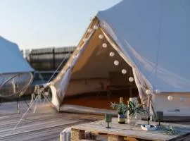 Glamping pospolu