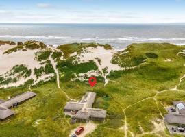 Lovely Home In Hvide Sande With Sauna, hôtel à Havrvig
