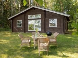 Holiday Home Joutsenlahti by Interhome、Pätiäläのホテル