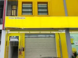 Room 2 U Hostel & Guest House