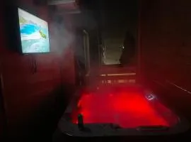Penthouse with outside JACUZZI and BARBEQUE -central best view
