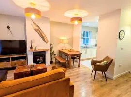 SAGE HOUSE - Tranquil sanctuary in the heart of Glastonbury