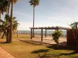 Mansión Alhamar Beachfront