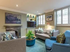 Super Central Studio next to Brighton Beach & Shopping Center