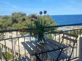 Charming places Casa A, just a few steps from the sea