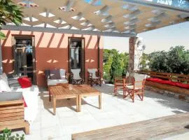 Charming house with sea view in Chrousa, fenced garden