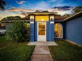 Families and large groups, with TVs in every room