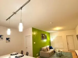 2bedroom luxury Condo