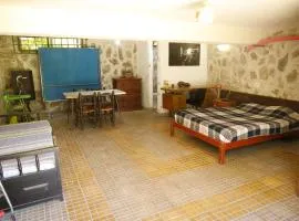 Alquilo Monoambiente por día