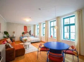 Loft Apartment in Hinterhof-Remise