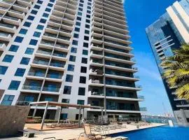 Full Seaview & Louvre Museum 1BHK - Al Reem Island