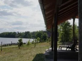 Domek z widokiem na jezioro