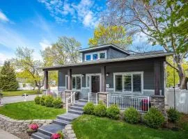 4BR 3B 2 Kitchen with PnP Downtown CDA 11 guests