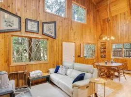 Crystal Creek Cabin