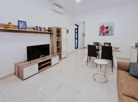 Cozy escape in vibrant Gżira