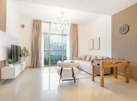 Luxury Condo with Full Marina view near beach