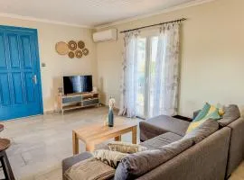 Beachlife: The Bungalow