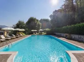 Villa in Mugello Hills with Private Pool