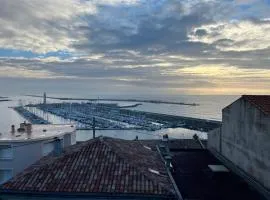 Superbe duplex climatisé avec vue mer, 2 chambres, WIFI à Sète - FR-1-338-593