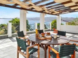 Charming Villa with Sea View in Karistos