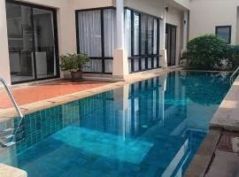 Phuket 4-Bedrooms XXL Laguna Villa And Private Pool