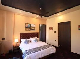 Hotel Corbett Cultures