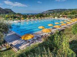 Poiano Garda Resort Hotel、ガルダのホテル