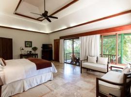 Bolontiku Boutique Hotel Member of the Cayuga Collection, hotelli kohteessa Flores