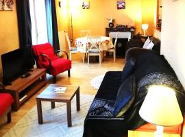 apartment t2 cure thermale 200 m, hotel v destinaci Bourbon-lʼArchambault