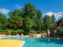 Camping Aqua Viva、カルサック・アイヤックのホテル