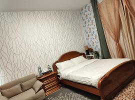 FARISTHA house, hotel v destinaci Abbiategrasso