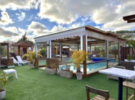 צימר היעד, bed & breakfast σε Dāliyat el Karmil