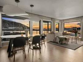 Premium Penthouse Sea & Mountain view Apartments in Tromsø
