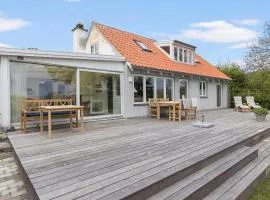 Gorgeous Home In Gudhjem With Wifi