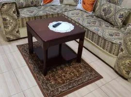 جناح فاخر غرفتين نوم وصالة تلفزيون