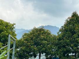 Homestay Mak Itam Tinah, hotel v destinaci Jerantut